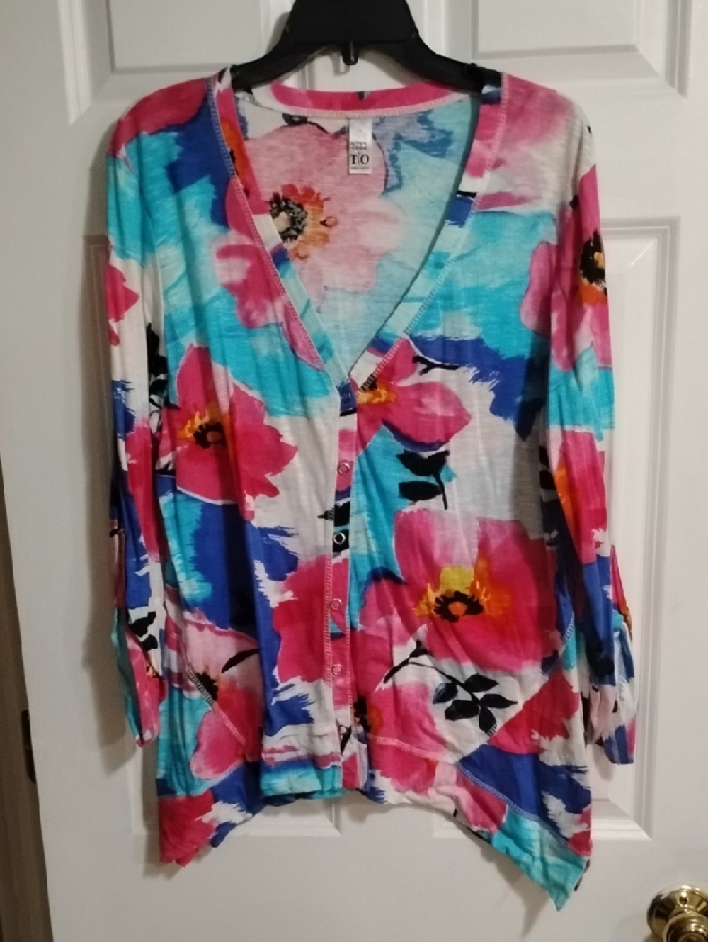 Tion Design Floral V-Neck Cardigan in Pink, Blue, Turquoise, Yellow